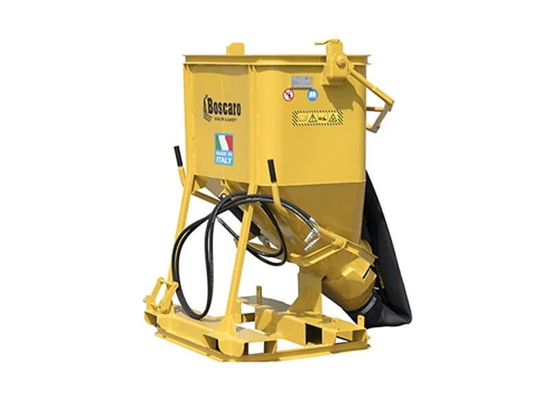 Concrete bucket with lateral discharge rubber hose and hydraulic